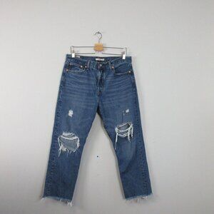 Levi's Premium Women 32 Wedgie Straight Jeans Distressed Raw Hem Button Fly 646